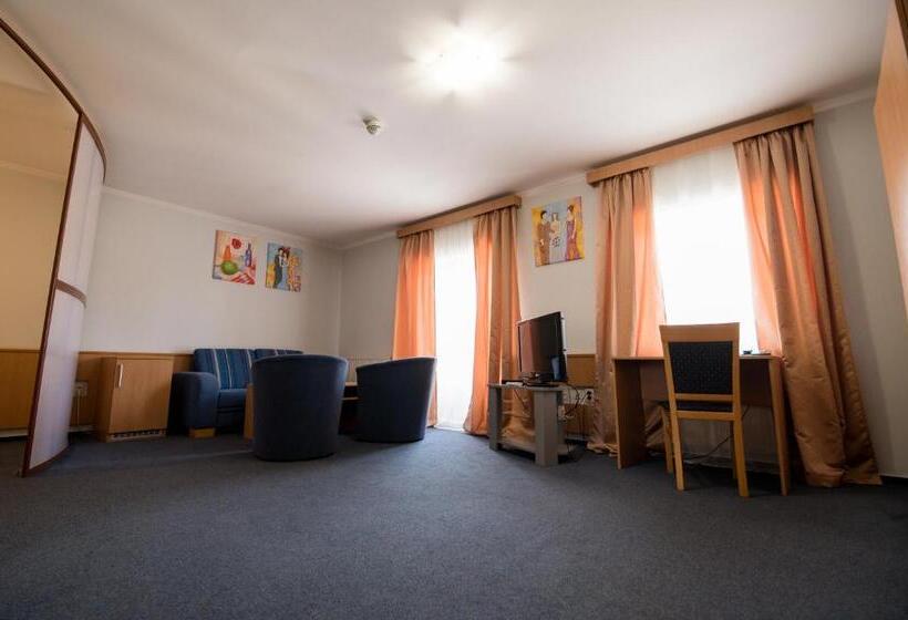 غرفة ديلوكس, Clavis