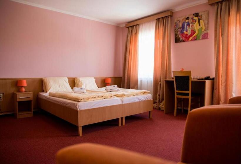 غرفة ديلوكس, Clavis