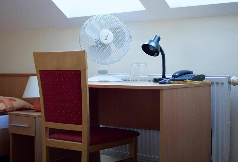 غرفة قياسية فردية, Clavis