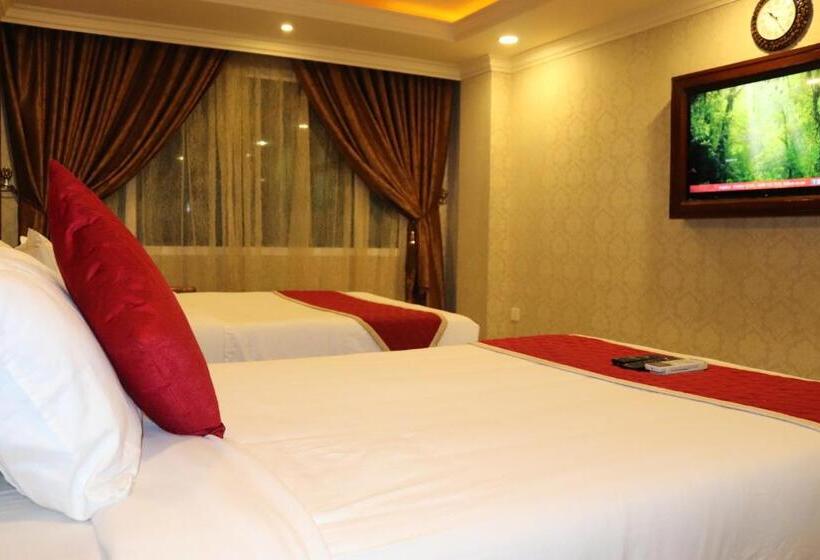 Номер Deluxe, Hyders Park  The Business