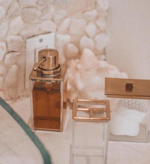 带大床的套房, Icaco Island Village Adults Only