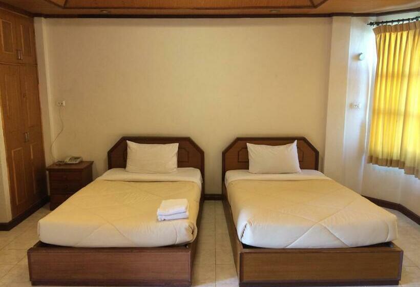 Economy Quadruple Room, Kraisaeng Place