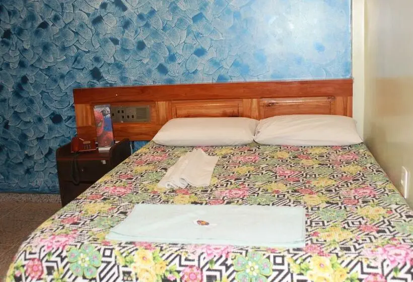 Standard-huone, Mara