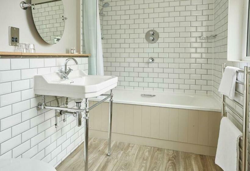 标准间, Pen And Parchment By Greene King Inns