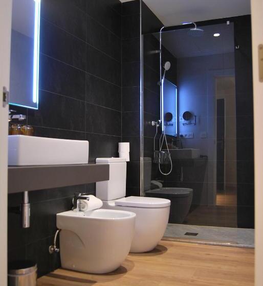 발코니 디럭스 룸, Pompaelo Plaza Del Ayuntamiento & Spa