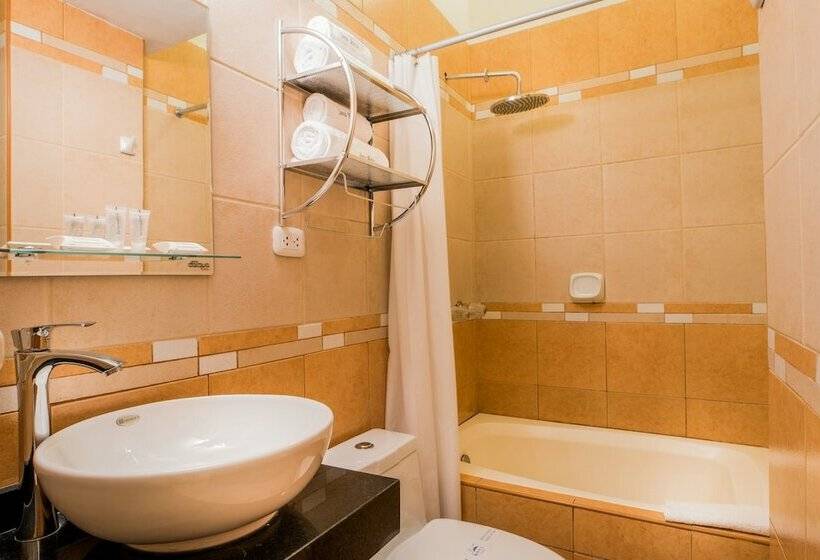 标准单人间, Santa Marta