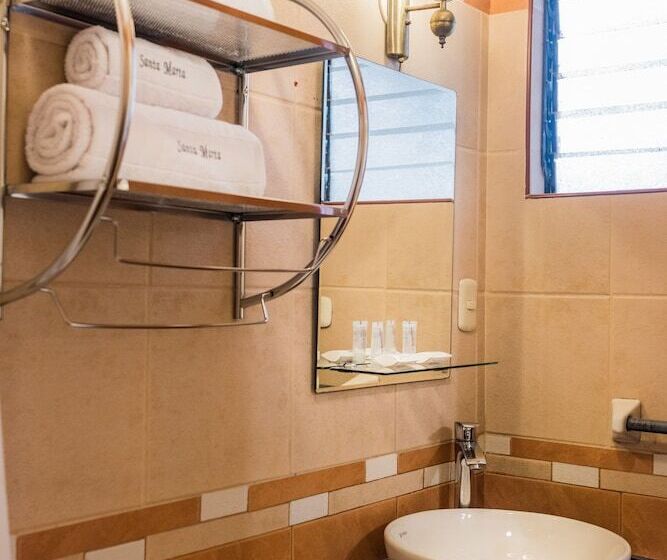 标准间, Santa Marta