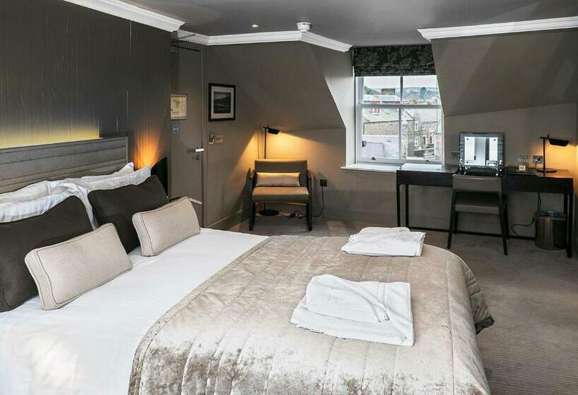 غرفة ديلوكس مطلّة علي البحر, The Marine