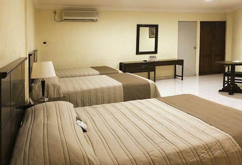 スタンダードトリプルルーム, Villa Esmeralda