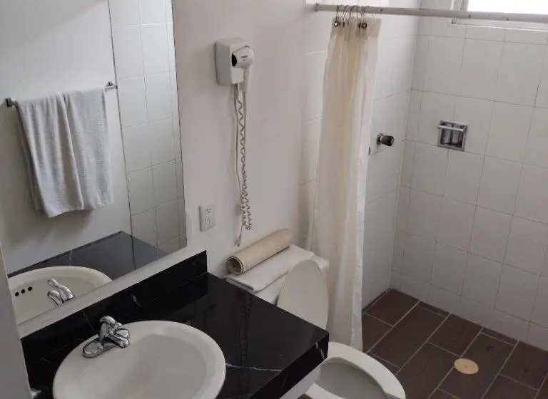 Standard Kolmen Hengen Huone, Villa Esmeralda