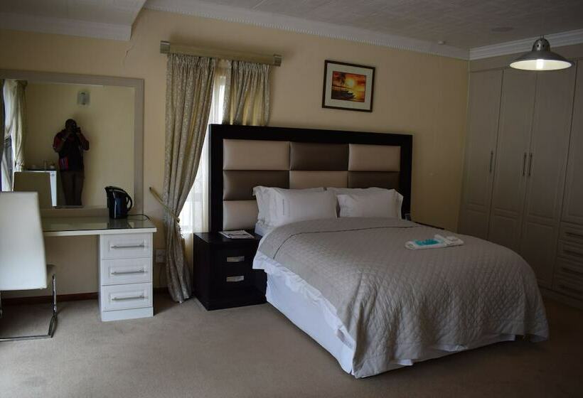 اتاق لوکس, Infinity B&b