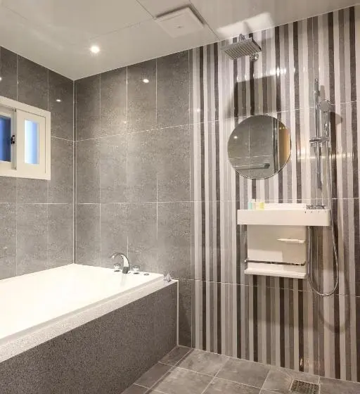 اتاق لوکس خانوادگی, Le Idea Hotel Busan Station