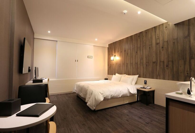 Номер Deluxe Вид на Море, Le Idea Hotel Busan Station