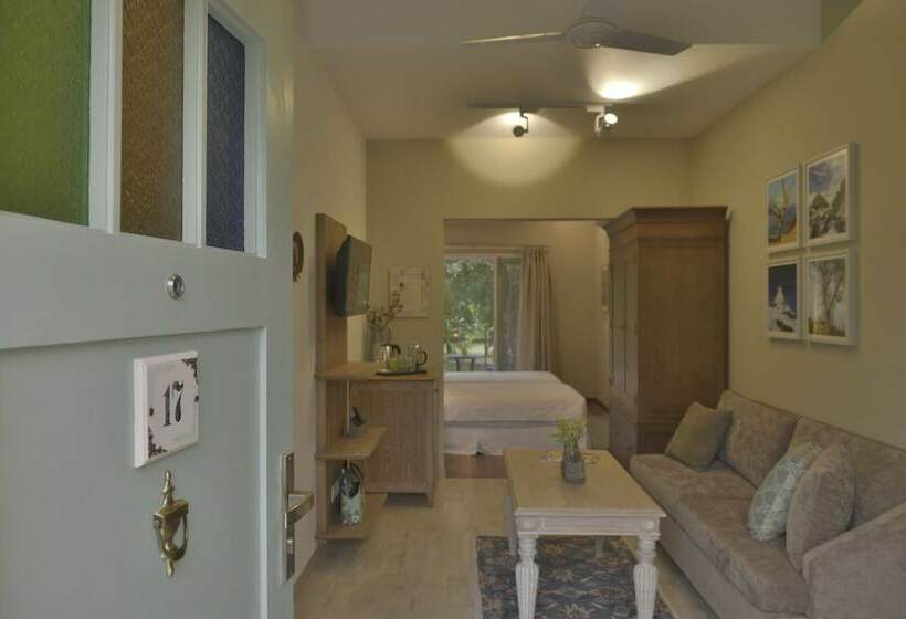 إستوديو قياسى, Karma Chalets