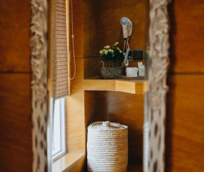 إستوديو قياسى, Karma Chalets