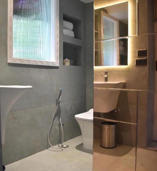 إستوديو قياسى, Karma Chalets