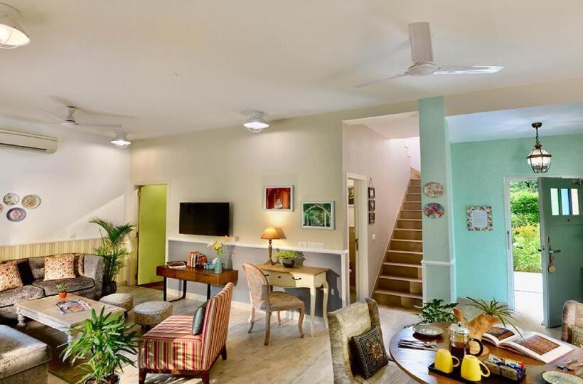 شقة 3 غرف, Karma Chalets