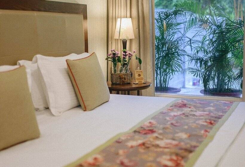 إستوديو قياسى, Karma Chalets