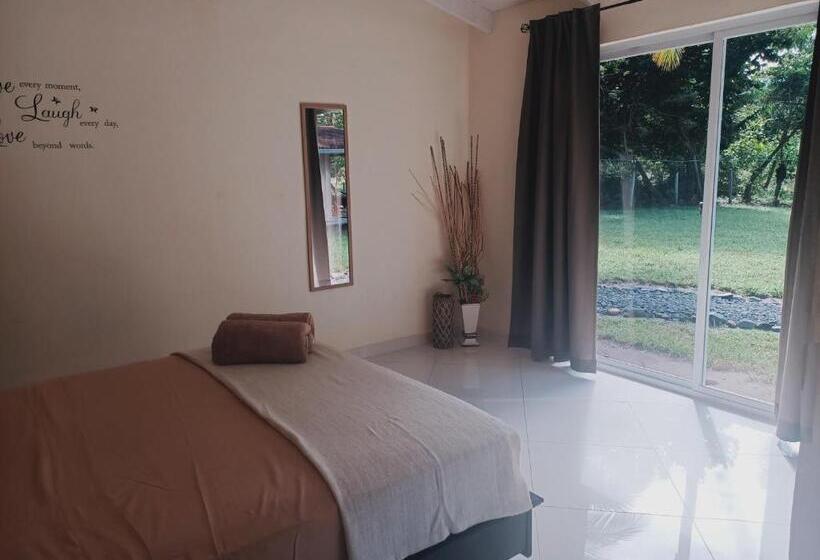 キングサイズベッドのデラックスルーム, B&b Le Villette Las Lajas