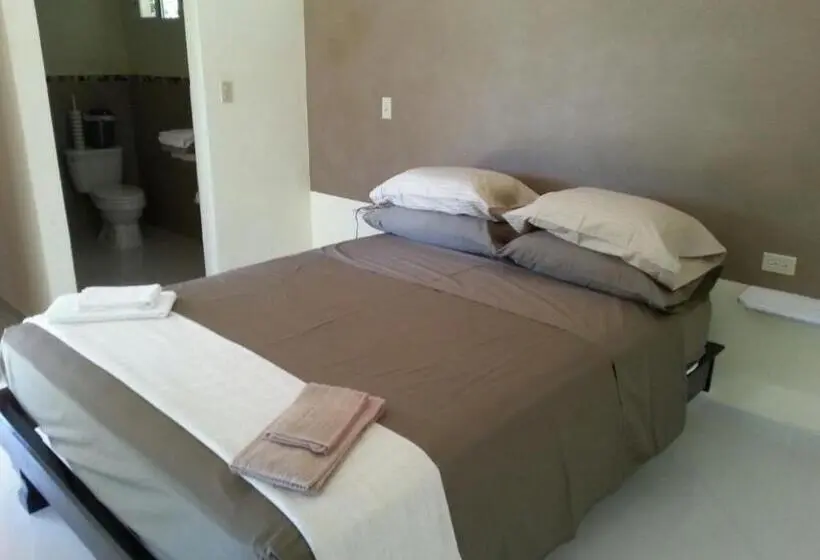 اتاق لوکس با تخت بزرگ, B&b Le Villette Las Lajas