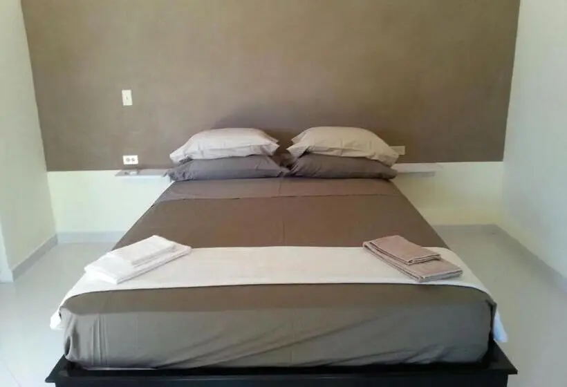اتاق لوکس با تخت بزرگ, B&b Le Villette Las Lajas