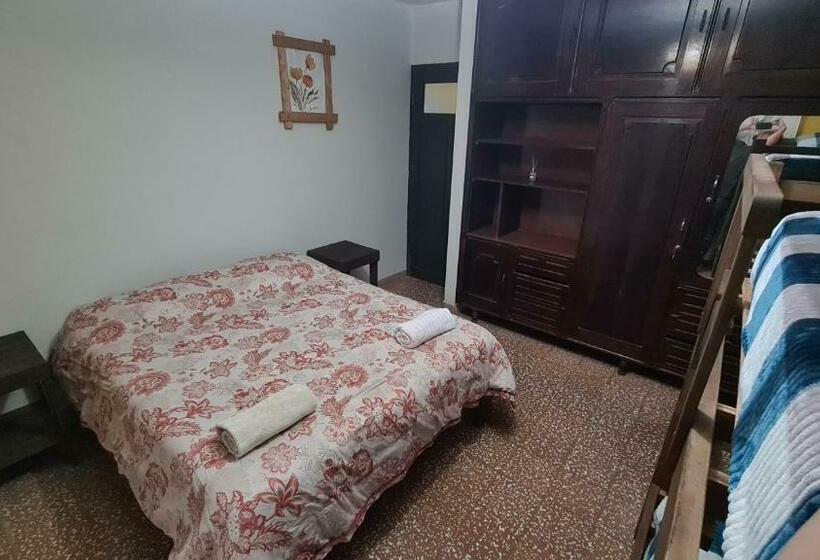 Standardrum, La Cúpula Hostel & Camping