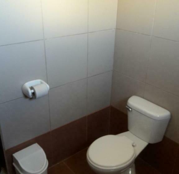 Standardrum, La Cúpula Hostel & Camping