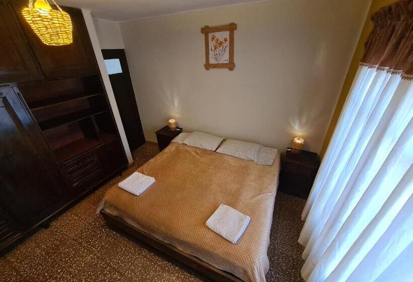 اتاق استاندارد, La Cúpula Hostel & Camping