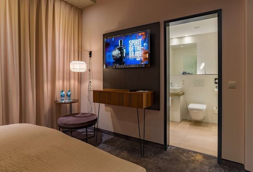 Номер Стандарт, Elaya Hotel Munich City