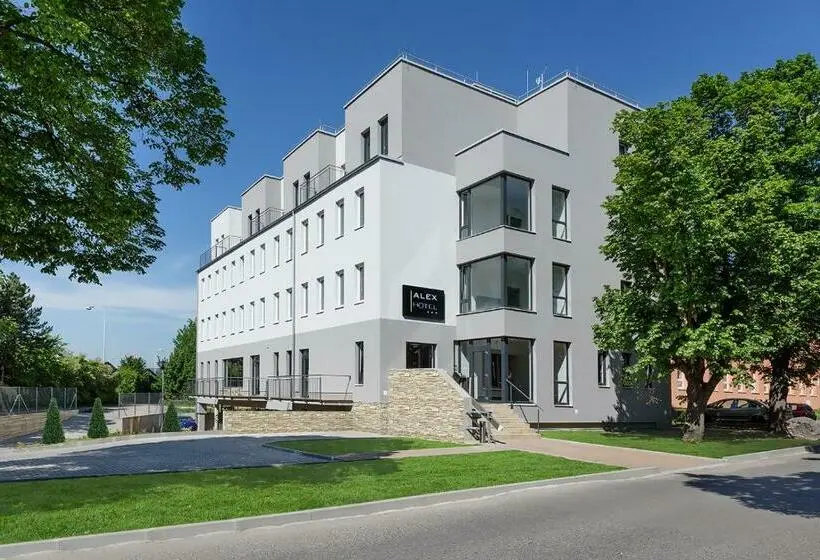 Standard-huone, Alex
