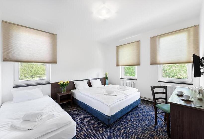 Номер Стандарт Трехместный, Alex