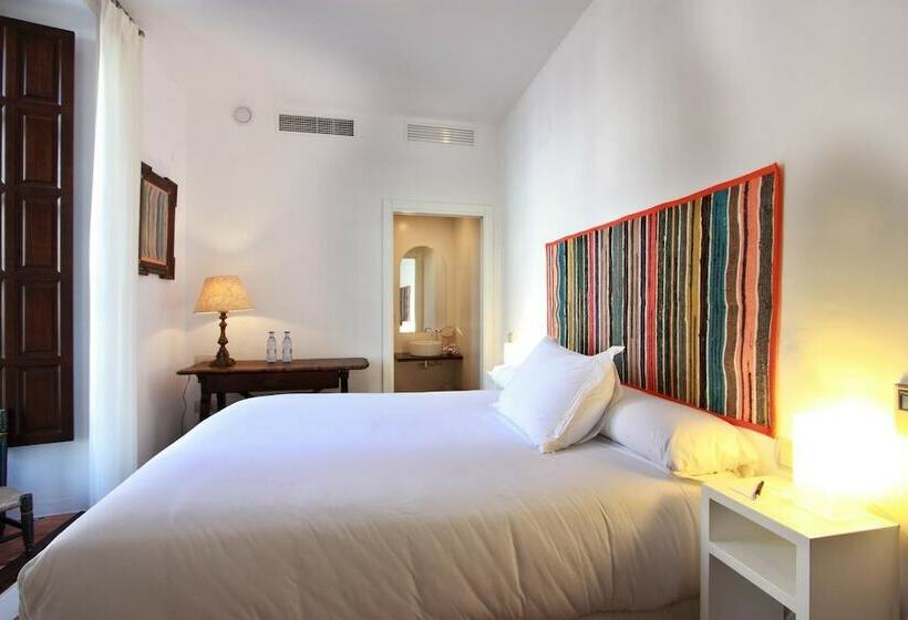 スタンダードルーム, Patria Chica