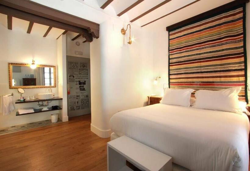 スタンダードルーム, Patria Chica