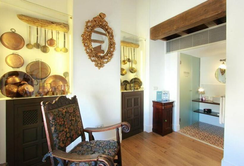 スタンダードルーム, Patria Chica