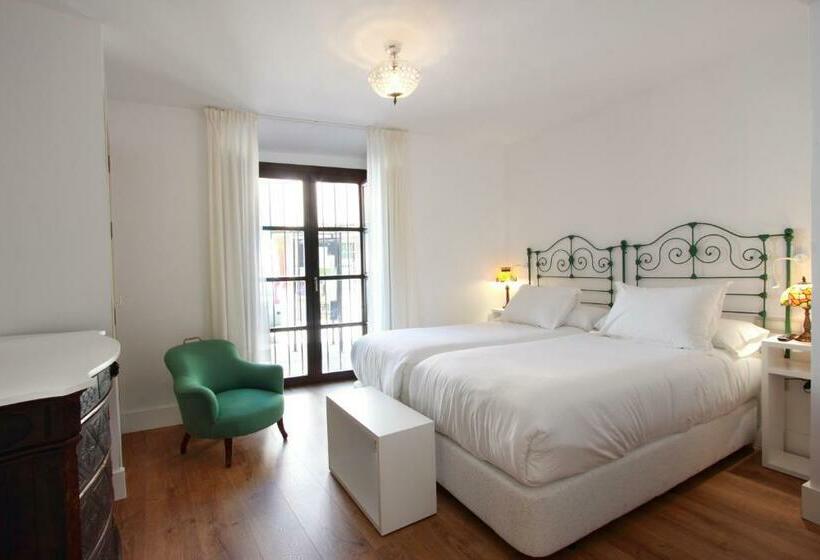 スタンダードルーム, Patria Chica