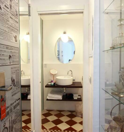 スタンダードルーム, Patria Chica