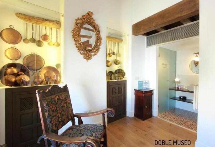 デラックスルーム, Patria Chica