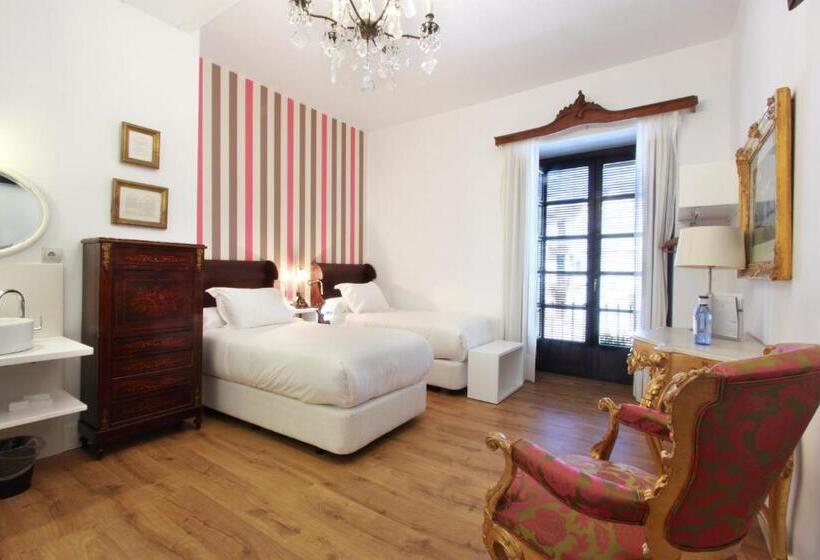 スイート, Patria Chica