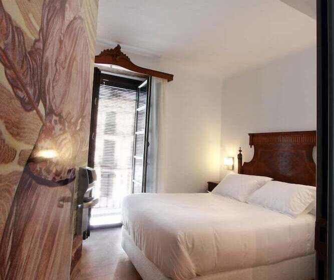 スタンダードルーム, Patria Chica