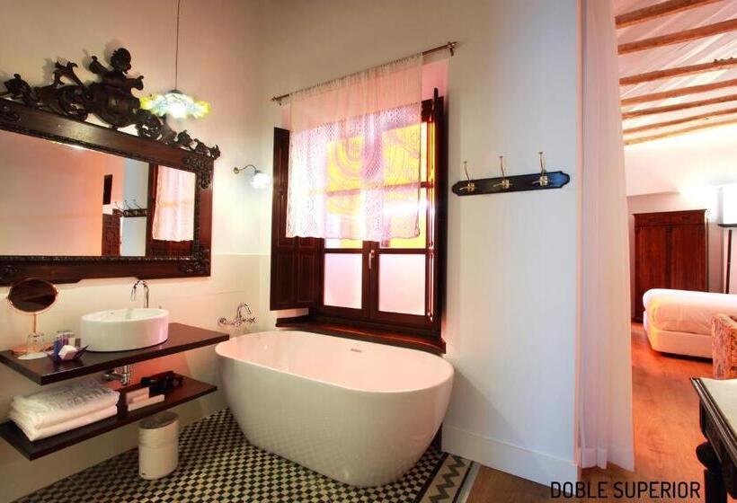 スイート, Patria Chica