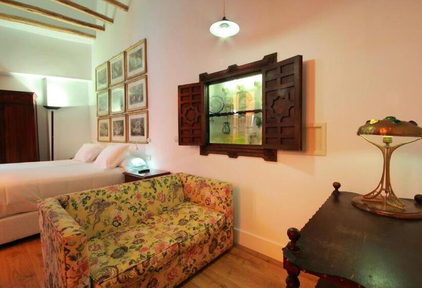 スイート, Patria Chica