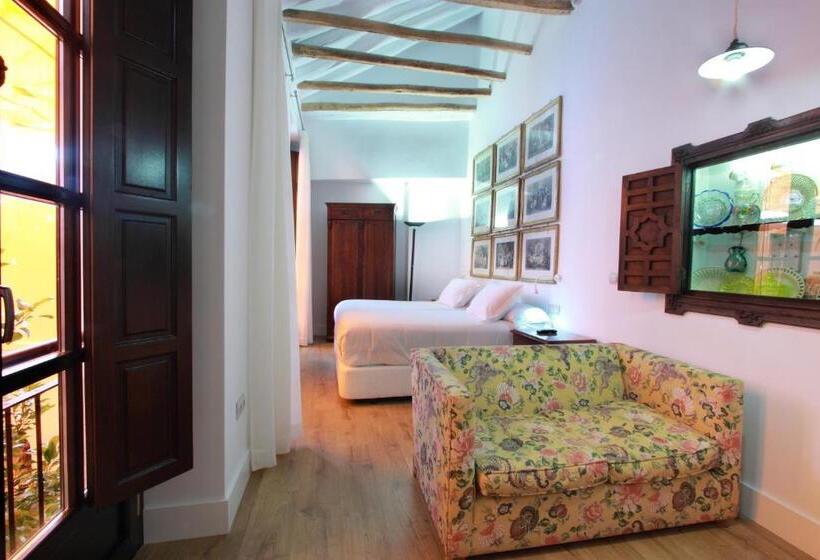 スイート, Patria Chica