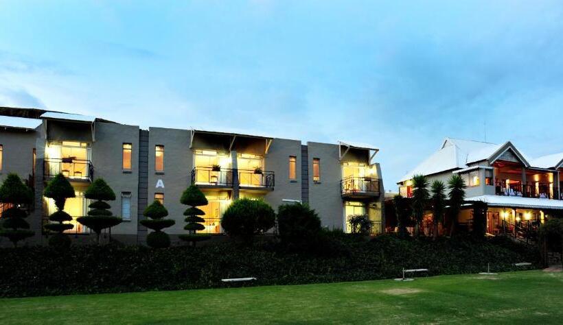 이코노미 룸, Villa Paradiso