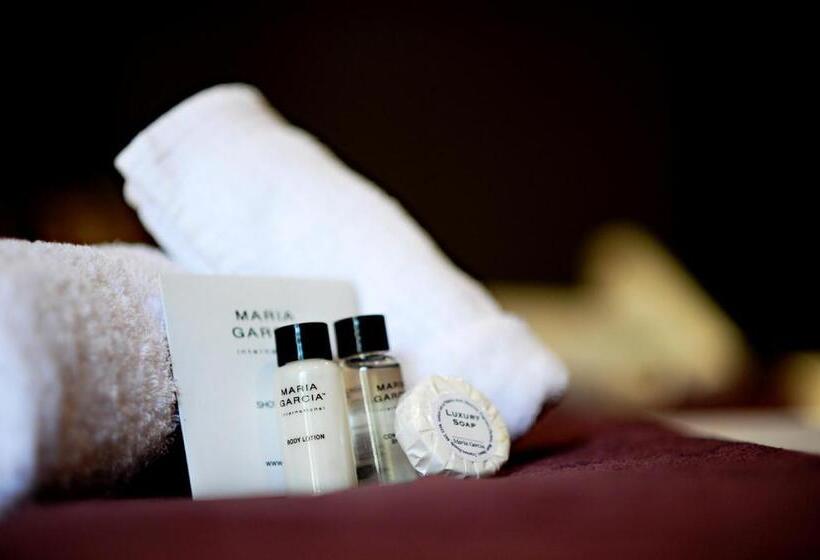 חדר אקונומי, Villa Paradiso