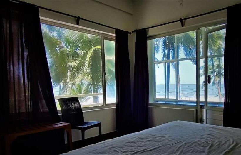 디럭스 테라스 룸 바다 전망, White Shell Beach House