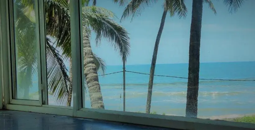 オーシャンビュースタンダードルームバルコニー付き, White Shell Beach House