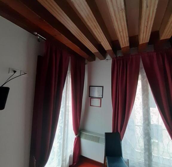 اتاق لوکس, Foresteria Valdese Venezia