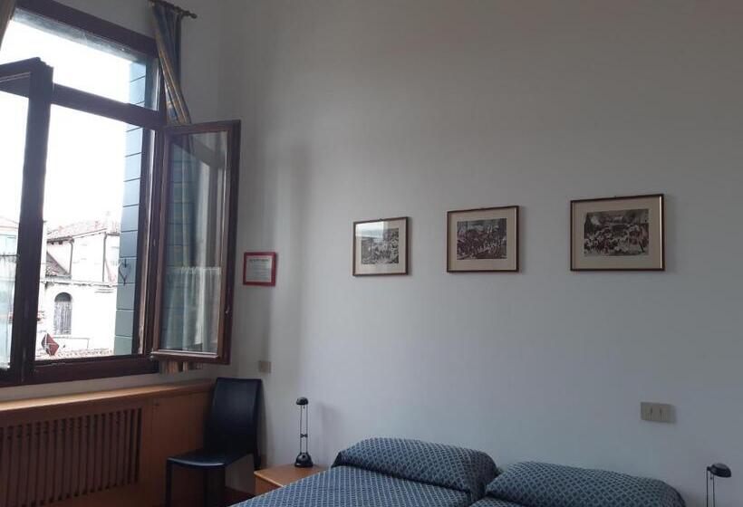 اتاق استاندارد, Foresteria Valdese Venezia