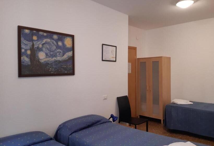 اتاق استاندارد سه نفره, Foresteria Valdese Venezia