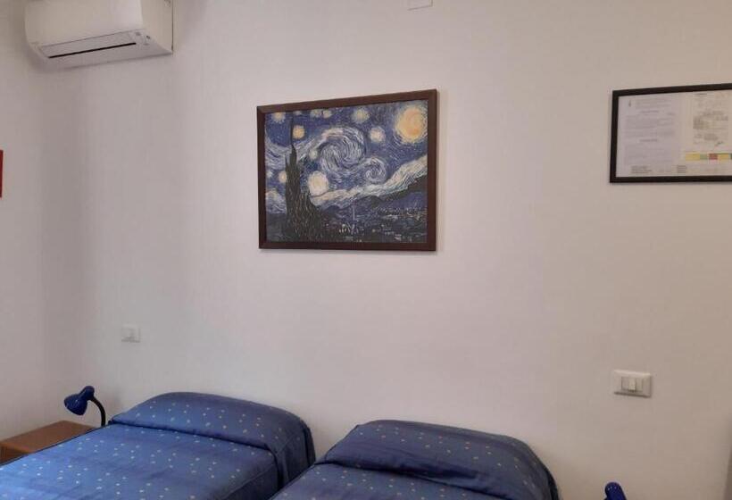 اتاق استاندارد سه نفره, Foresteria Valdese Venezia